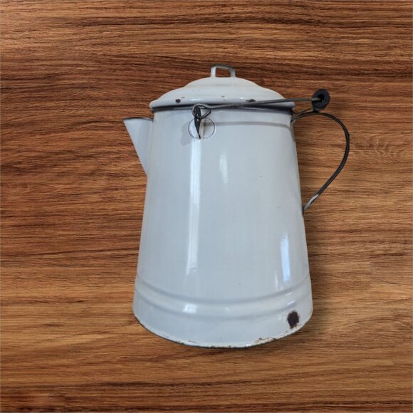 Vintage Large White & Black Enamelware Porcelain Cowboy Kettle Coffee Pot Farmho - Picture 3 of 11